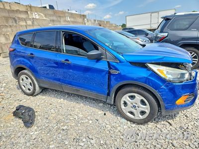 Czwarte zdjęcie samochodu z boku: 2017 FORD ESCAPE S VIN:1FMCU0F74HUA74446 - miniatura