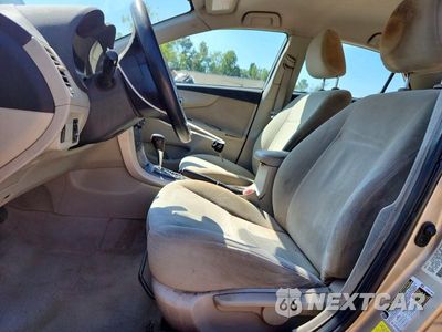 Zdjęcie 7 z 12 samochodu: 2012 TOYOTA COROLLA L VIN:5YFBU4EEXCP006987 - miniatura