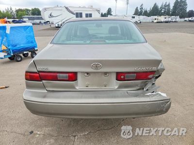 Zdjęcie 6 z 12 samochodu: 1997 TOYOTA CAMRY LE VIN:JT2BG22K9V0091719 - miniatura