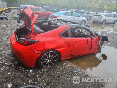 Trzecie zdjęcie samochodu z tyłu: 2024 TOYOTA GR86 BASE VIN:JF1ZNBB19R9758038 - miniatura