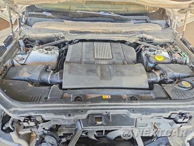 Zdjęcie 12 z 14 samochodu: 2015 LAND ROVER RANGE ROVER SUPERCHARGED VIN:SALGS3TF2FA239992 - miniatura