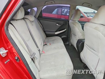 Zdjęcie 10 z 12 samochodu: 2012 TOYOTA PRIUS TWO VIN:JTDKN3DU3C5386221 - miniatura