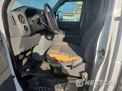 Zdjęcie 7 z 13 samochodu: 2010 FORD ECONOLINE E350 SUPER DUTY CUTAWAY VAN VIN:1FDSE3FL6ADB01174 - miniatura