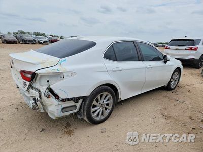 Trzecie zdjęcie samochodu z tyłu: 2023 TOYOTA CAMRY LE VIN:4T1C11AK4PU097055 - miniatura