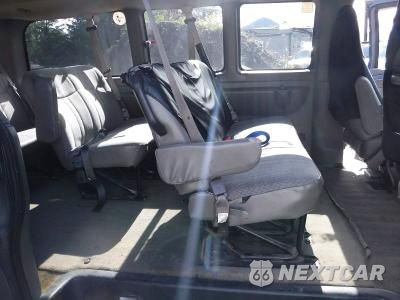 Zdjęcie 6 z 9 samochodu: 2003 CHEVROLET EXPRESS G2500 VIN:1GAGG25U331232715 - miniatura