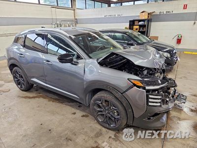 Czwarte zdjęcie samochodu z boku: 2026 NISSAN KICKS SR VIN:3N8AP6DA6TL366711 - miniatura