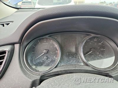 Zdjęcie 9 z 13 samochodu: 2017 NISSAN ROGUE SV VIN:5N1AT2MV4HC896807 - miniatura