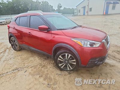 Czwarte zdjęcie samochodu z boku: 2018 NISSAN KICKS SV VIN:3N1CP5CU6JL529125 - miniatura