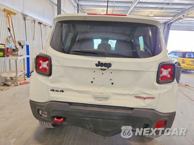 Zdjęcie 6 z 12 samochodu: 2023 JEEP RENEGADE TRAILHAWK VIN:ZACNJDC19PPP24740 - miniatura