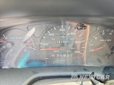 Zdjęcie 9 z 13 samochodu: 2000 FORD TAURUS SE VIN:1FAFP5324YA255987 - miniatura
