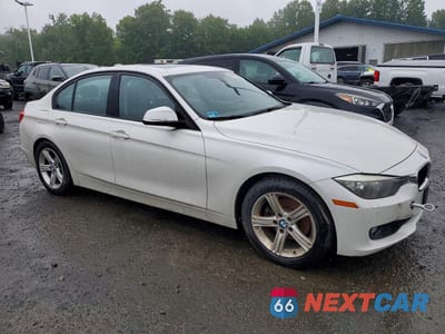 Czwarte zdjęcie samochodu z boku: 2015 BMW 328 XI SULEV VIN:WBA3B5C51FF959938 - miniatura
