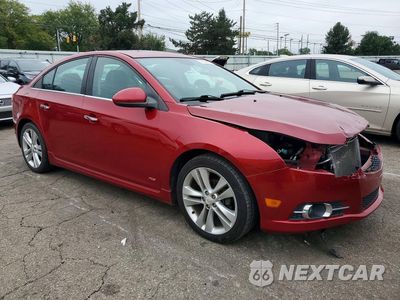 Czwarte zdjęcie samochodu z boku: 2014 CHEVROLET CRUZE LTZ VIN:1G1PG5SB9E7230374 - miniatura