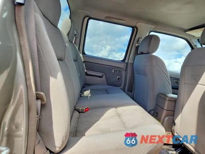Zdjęcie 10 z 12 samochodu: 2002 NISSAN FRONTIER XE-V6 VIN:1N6ED27Y02C378223 - miniatura
