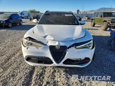 Piąte zdjęcie samochodu w środku: 2022 ALFA ROMEO STELVIO TI VIN:ZASPAKBN9N7D38115 - miniatura