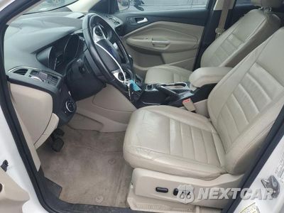 Zdjęcie 7 z 13 samochodu: 2015 FORD ESCAPE TITANIUM VIN:1FMCU0J98FUB88343 - miniatura