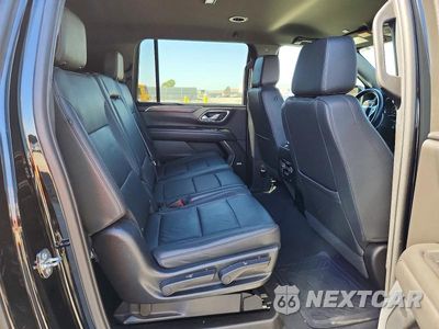 Zdjęcie 11 z 13 samochodu: 2023 CHEVROLET SUBURBAN K1500 LT VIN:1GNSKCKD7PR288567 - miniatura