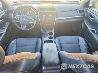 Zdjęcie 8 z 12 samochodu: 2017 TOYOTA CAMRY SE VIN:4T1BF1FK7HU682008 - miniatura