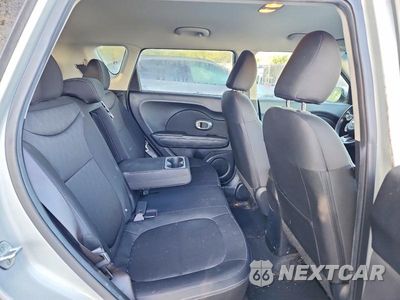 Zdjęcie 10 z 12 samochodu: 2014 KIA SOUL BASE VIN:KNDJN2A2XE7723113 - miniatura