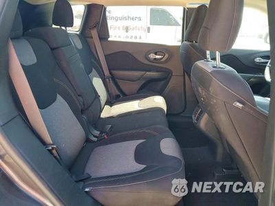 Zdjęcie 11 z 14 samochodu: 2016 JEEP CHEROKEE SPORT VIN:1C4PJMAB4GW349799 - miniatura