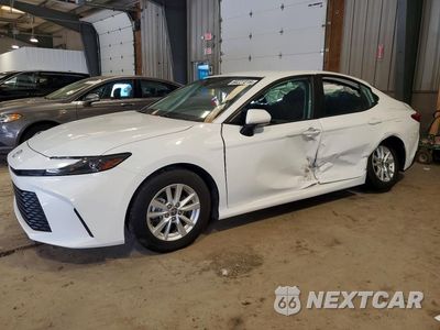 2025 TOYOTA CAMRY LE 4T1DAACK3SU535204 - główne zdjęcie licytacji z USA - miniatura