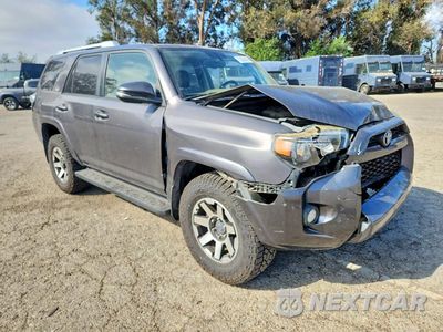 Czwarte zdjęcie samochodu z boku: 2015 TOYOTA 4RUNNER SR5 PREMIUM VIN:JTEBU5JR4F5217677 - miniatura
