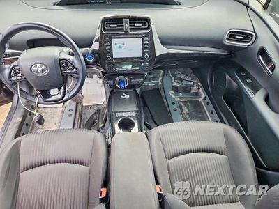 Zdjęcie 8 z 12 samochodu: 2021 TOYOTA PRIUS PRIME LE VIN:JTDKAMFP4M3179911 - miniatura