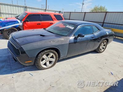 2014 DODGE CHALLENGER SXT 2C3CDYAG5EH266973 - główne zdjęcie licytacji z USA - miniatura