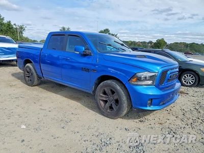 Czwarte zdjęcie samochodu z boku: 2018 RAM 1500 SPORT VIN:1C6RR7MT6JS220492 - miniatura