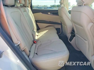 Zdjęcie 10 z 12 samochodu: 2020 LINCOLN NAUTILUS RESERVE VIN:2LMPJ8K99LBL29885 - miniatura