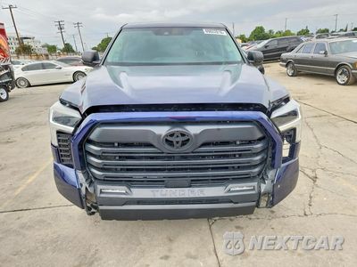 Piąte zdjęcie samochodu w środku: 2022 TOYOTA TUNDRA SR5 VIN:5TFLA5ABXNX014168 - miniatura