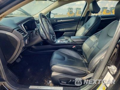 Zdjęcie 7 z 12 samochodu: 2020 FORD FUSION TITANIUM VIN:3FA6P0D9XLR153204 - miniatura