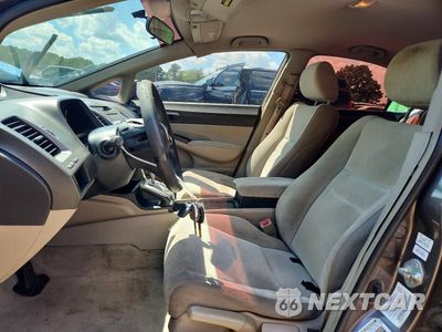 Zdjęcie 7 z 12 samochodu: 2009 HONDA CIVIC LX VIN:2HGFA16579H530900 - miniatura