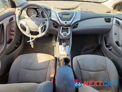 Zdjęcie 8 z 12 samochodu: 2011 HYUNDAI ELANTRA GLS VIN:5NPDH4AE7BH016536 - miniatura
