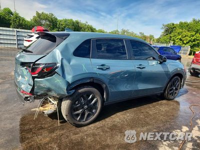 Trzecie zdjęcie samochodu z tyłu: 2024 HONDA HR-V SPORT VIN:3CZRZ1H56RM746248 - miniatura