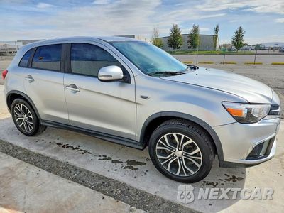 Czwarte zdjęcie samochodu z boku: 2018 MITSUBISHI OUTLANDER SPORT ES VIN:JA4AR3AW5JU013698 - miniatura