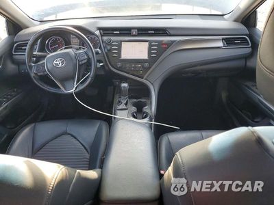 Zdjęcie 8 z 12 samochodu: 2019 TOYOTA CAMRY SE VIN:4T1B11HK4KU270339 - miniatura