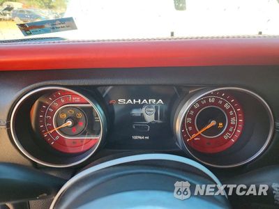 Zdjęcie 9 z 13 samochodu: 2018 JEEP WRANGLER UNLIMITED SAHARA VIN:1C4HJXEN6JW189989 - miniatura