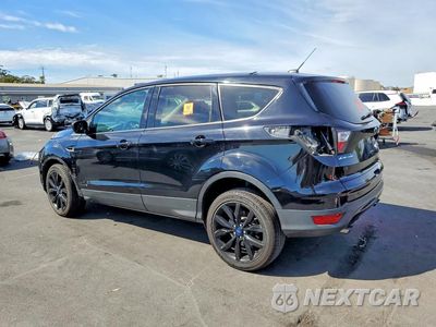 Drugie zdjęcie samochodu z przodu: 2017 FORD ESCAPE SE VIN:1FMCU0GD2HUD11956 - miniatura