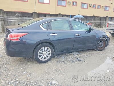 Trzecie zdjęcie samochodu z tyłu: 2015 NISSAN ALTIMA 2.5 S VIN:1N4AL3APXFC115078 - miniatura