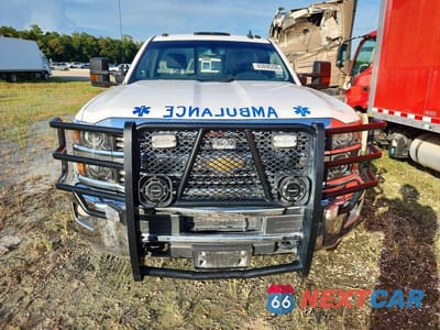 Piąte zdjęcie samochodu w środku: 2017 CHEVROLET SILVERADO C3500 LT VIN:1GB3CZCG8HF160934 - miniatura