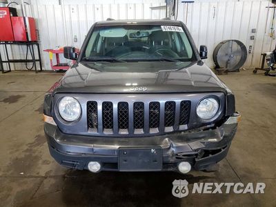 Piąte zdjęcie samochodu w środku: 2017 JEEP PATRIOT SPORT VIN:1C4NJPBA2HD146079 - miniatura