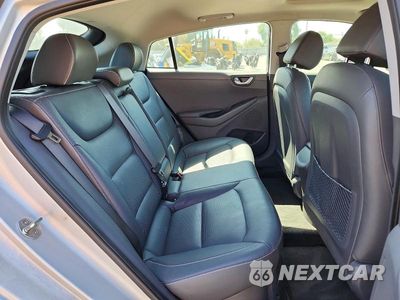 Zdjęcie 10 z 12 samochodu: 2017 HYUNDAI IONIQ LIMITED VIN:KMHC85LC5HU021032 - miniatura