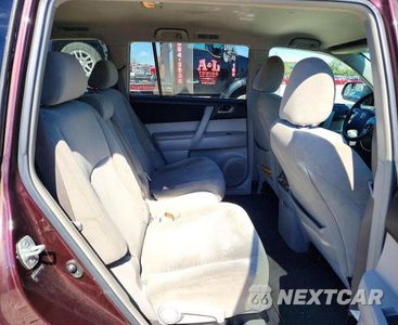 Zdjęcie 11 z 13 samochodu: 2013 TOYOTA HIGHLANDER PLUS VIN:5TDBK3EH4DS268474 - miniatura