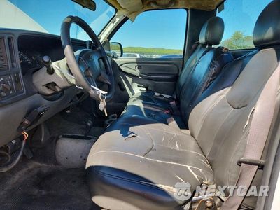 Zdjęcie 7 z 12 samochodu: 2005 CHEVROLET SILVERADO K2500 HEAVY DUTY VIN:1GCHK24UX5E303805 - miniatura