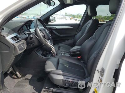 Zdjęcie 7 z 13 samochodu: 2018 BMW X1 XDRIVE28I VIN:WBXHT3C34J5F92143 - miniatura