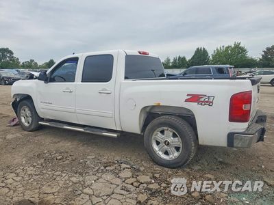 Drugie zdjęcie samochodu z przodu: 2013 CHEVROLET SILVERADO K1500 LT VIN:3GCPKSE79DG276107 - miniatura