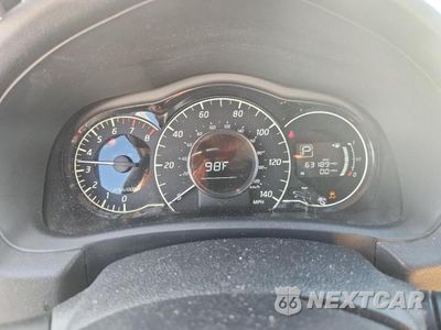 Zdjęcie 9 z 12 samochodu: 2017 NISSAN VERSA NOTE SV VIN:3N1CE2CP4HL378875 - miniatura
