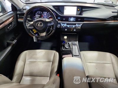 Zdjęcie 8 z 12 samochodu: 2017 LEXUS ES 350 VIN:58ABK1GG4HU055247 - miniatura