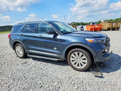 Czwarte zdjęcie samochodu z boku: 2022 FORD EXPLORER KING RANCH VIN:1FM5K8LC9NGA83149 - miniatura