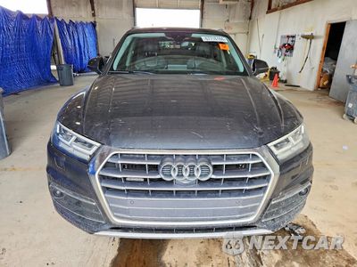 Piąte zdjęcie samochodu w środku: 2019 AUDI Q5 PRESTIGE VIN:WA1CNAFY9K2126019 - miniatura